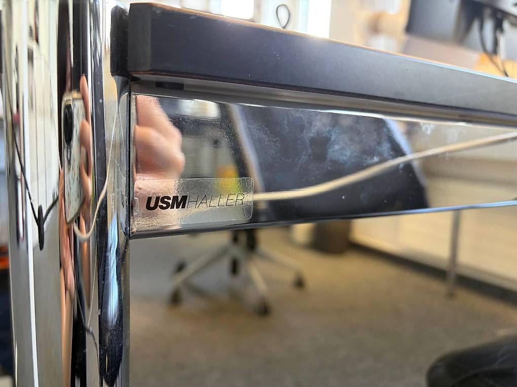 USM Scrivanie: USM Haller Tisch – Usato da Zürich venduto da hanswieheirii 2