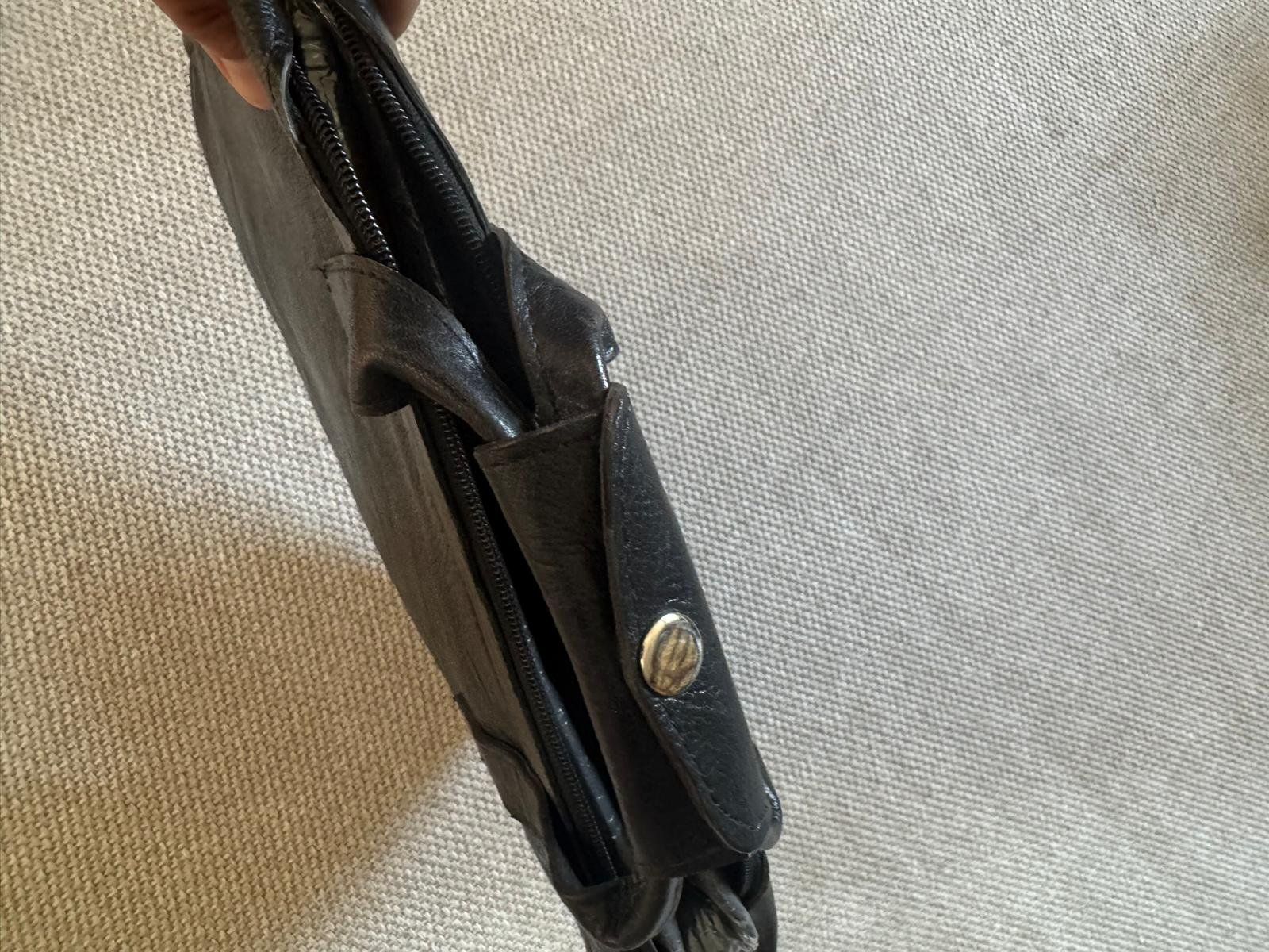 Valigie & Borse: Cartable en cuir veritable noir – Usato da Pully venduto da nab_bfg9 6
