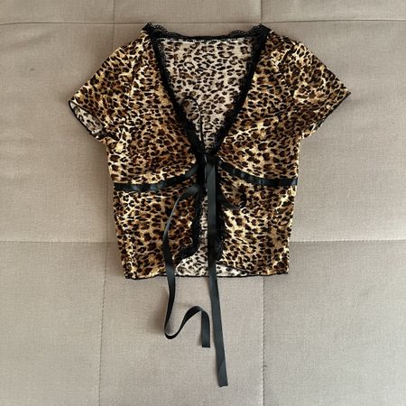 T-shirt mit Leopardenmotiv