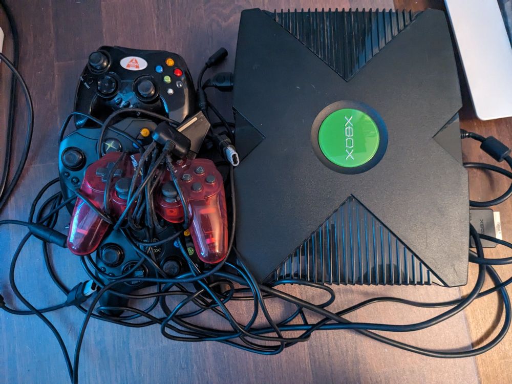 Xbox Original Games Console - Defekt (Defekt) in Hünenberg See für CHF ...