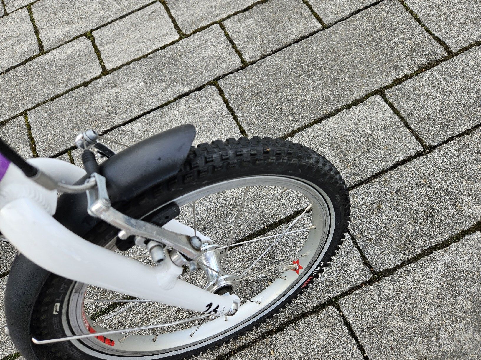 Woom Velos: Woom 3 Lila Kindervelo – Gebraucht aus Frenkendorf von  2