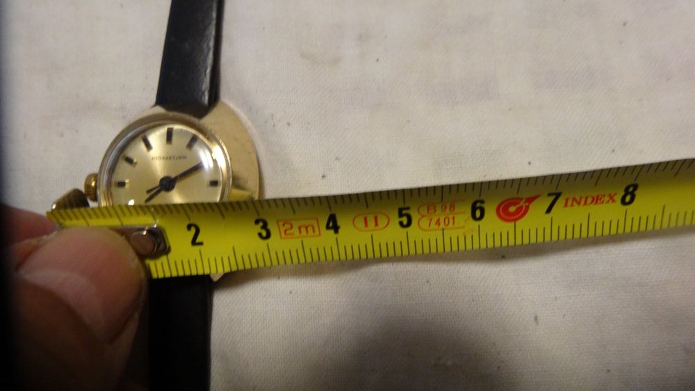 Timex Montres: TIMEX SEHR KLEINE  UHR.HANDAUFZEUG .17 JEWL.LÄÜFT. – D'occasion à zürich par ahmad01 4