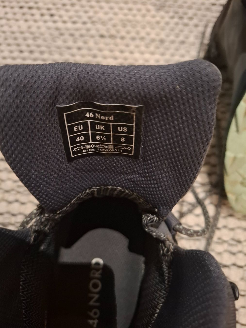 46 Nord Scarpe da uomo: 46 Nord Wanderschuhe, Grau, Grösse 40 – Usato da Morgarten venduto da Melania7 1