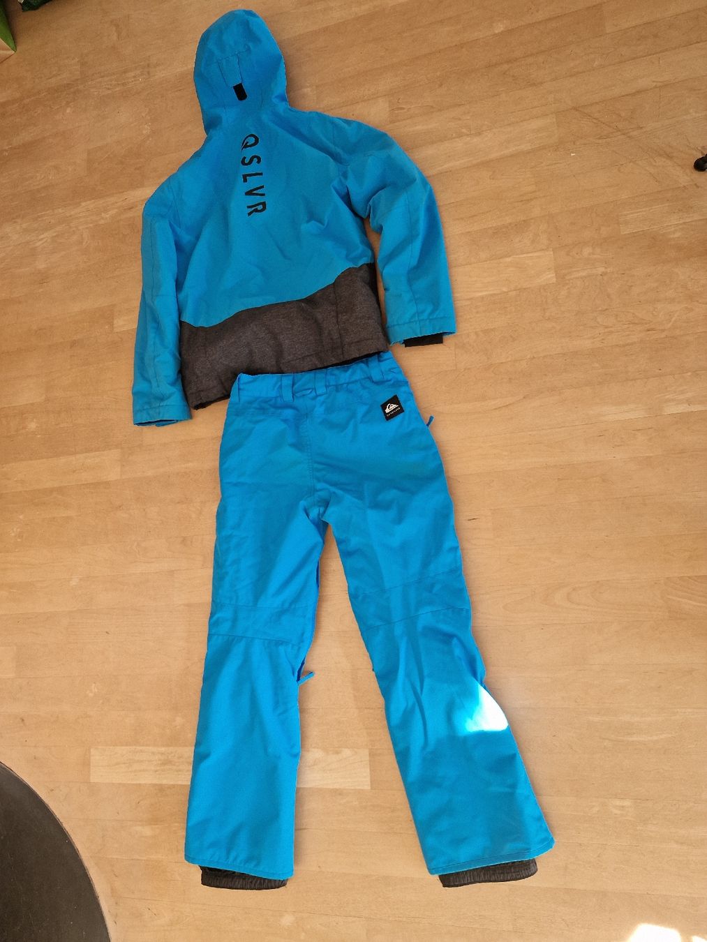 Quiksilver Anzüge: Skianzug Quicksilver – Gebraucht aus Uster von Salamanderpinguin 4