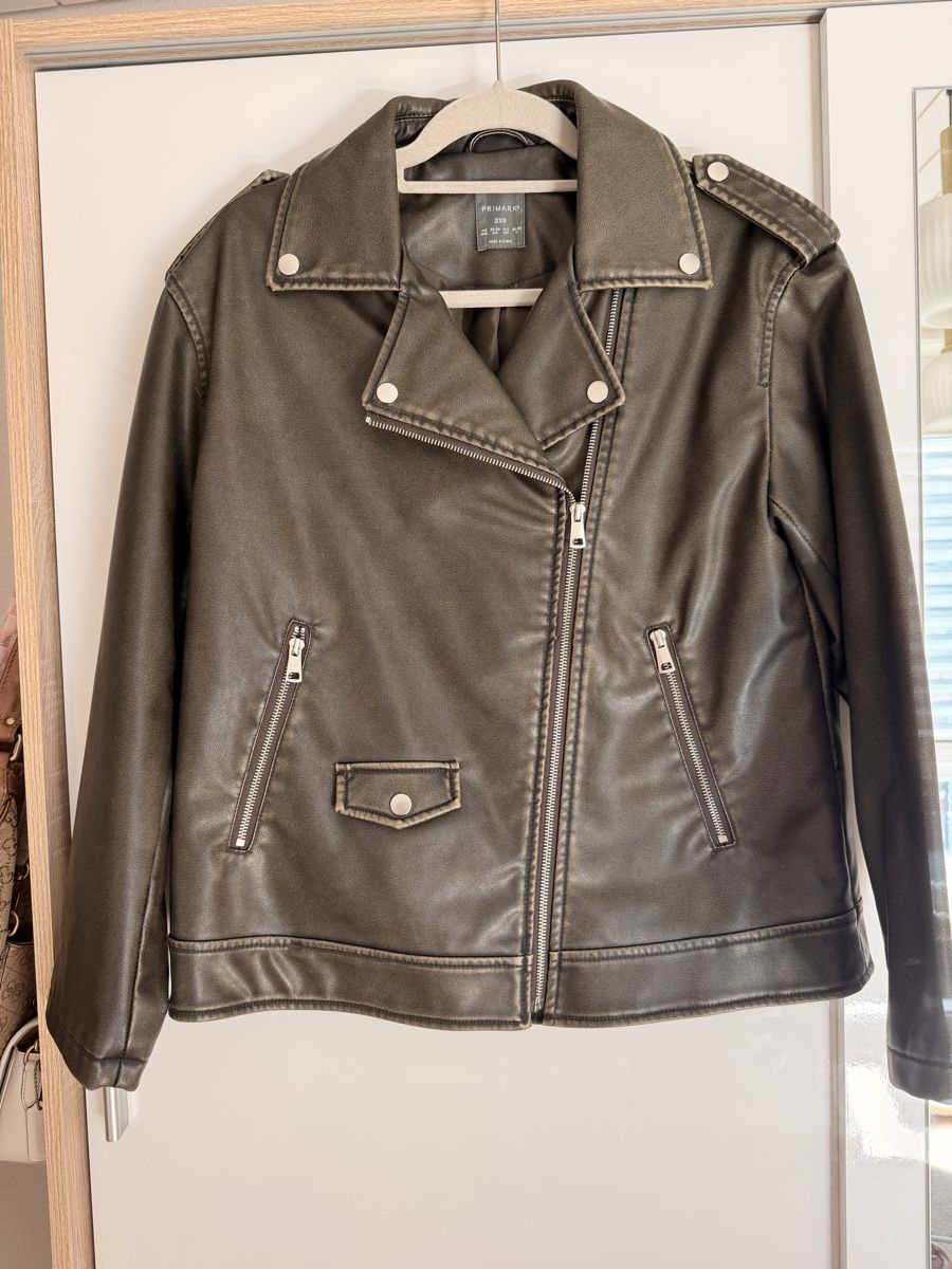 Primark Giacche: Kunstleder Jacke Primark Khaki Oversized – Nuovo (secondo la descrizione) da Kriegstetten venduto da Musli15