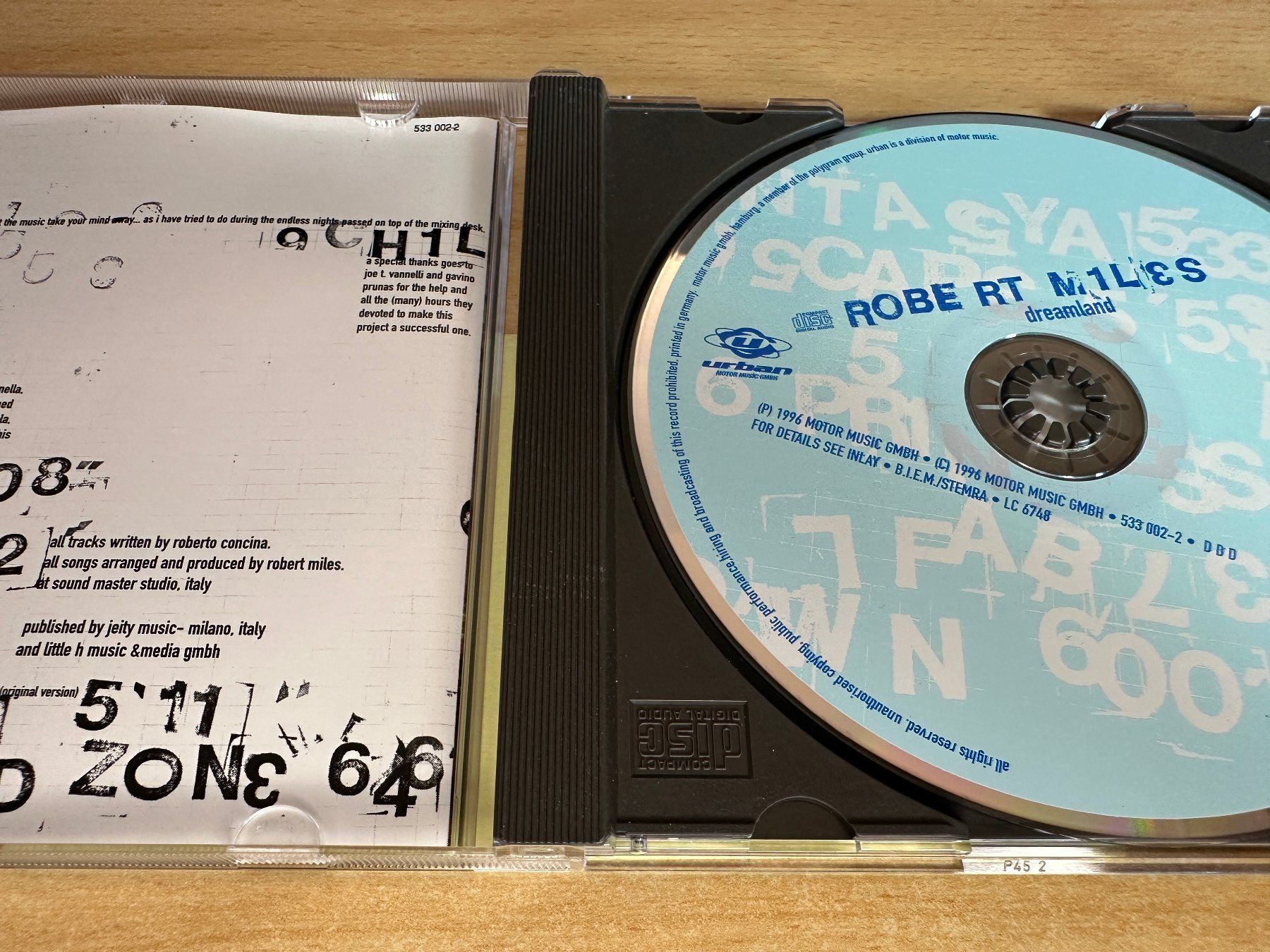 CD: Robert Miles – Dreamland – Usato da Rikon im Tösstal venduto da Alpenmutz 2