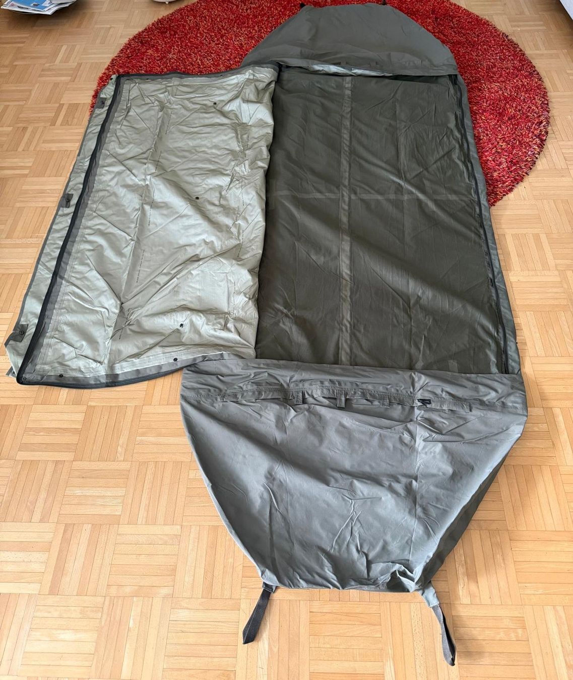 Carinthia Tende : Carinthia Microtent – Usato da Dietlikon venduto da sam_y9h8 3