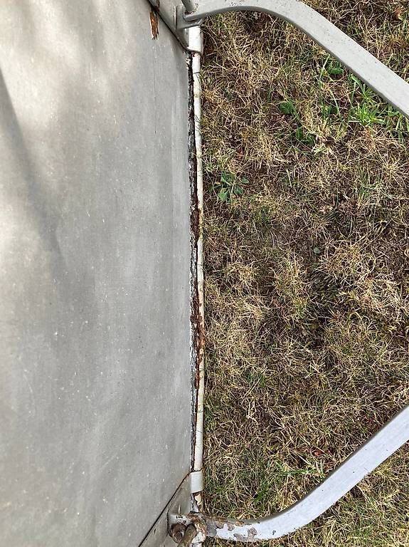 Tavoli: Gartentisch mit Spuren der Zeit – Usato da Bern venduto da korpuskel 8