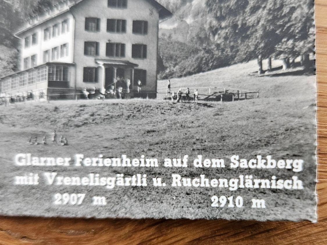 Cartoline postali: Postkarte Ferienheim Sackberg Glarus ab 2.-- – Usato da Buttikon SZ venduto da Marcelr 1