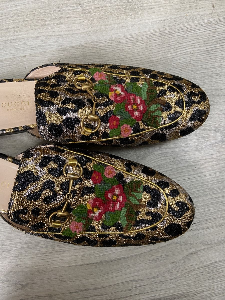 Scarpe da donna: Slippers Gucci taille 42 – Usato da Montreux venduto da Perledor 7