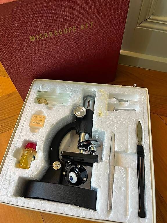 Microscopes: Microscope Set – D'occasion à bern par Candelaria48