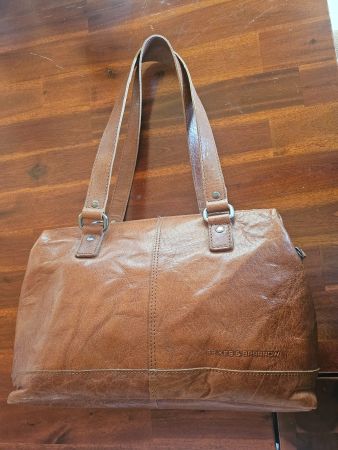 Spikes & Sparrow Handtasche Cognac Neu