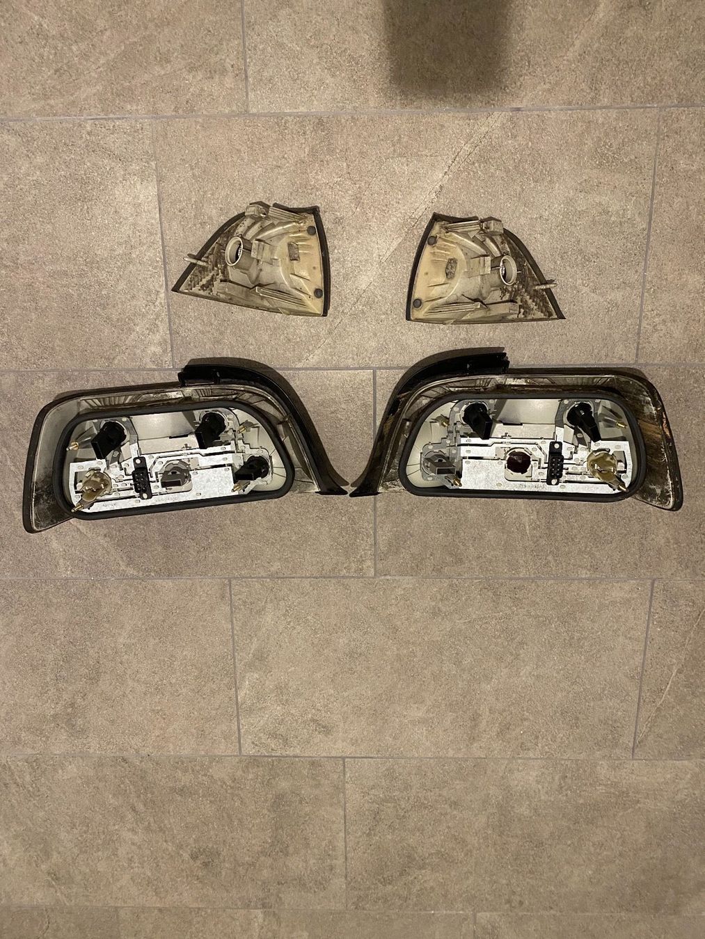 BMW Fari: Bmw E36 Heckleuchten und Blinker – Usato da Oberentfelden venduto da sbmw01 1
