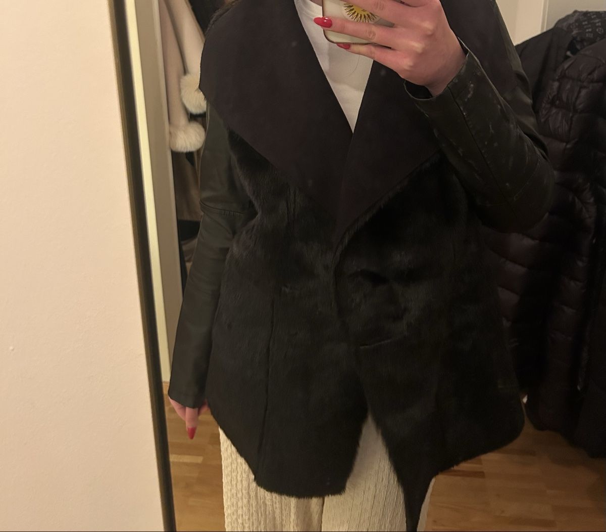 Giacche: Jacke mit Pelz und Leder, Grösse M – Usato da Birsfelden venduto da didiswiss 1