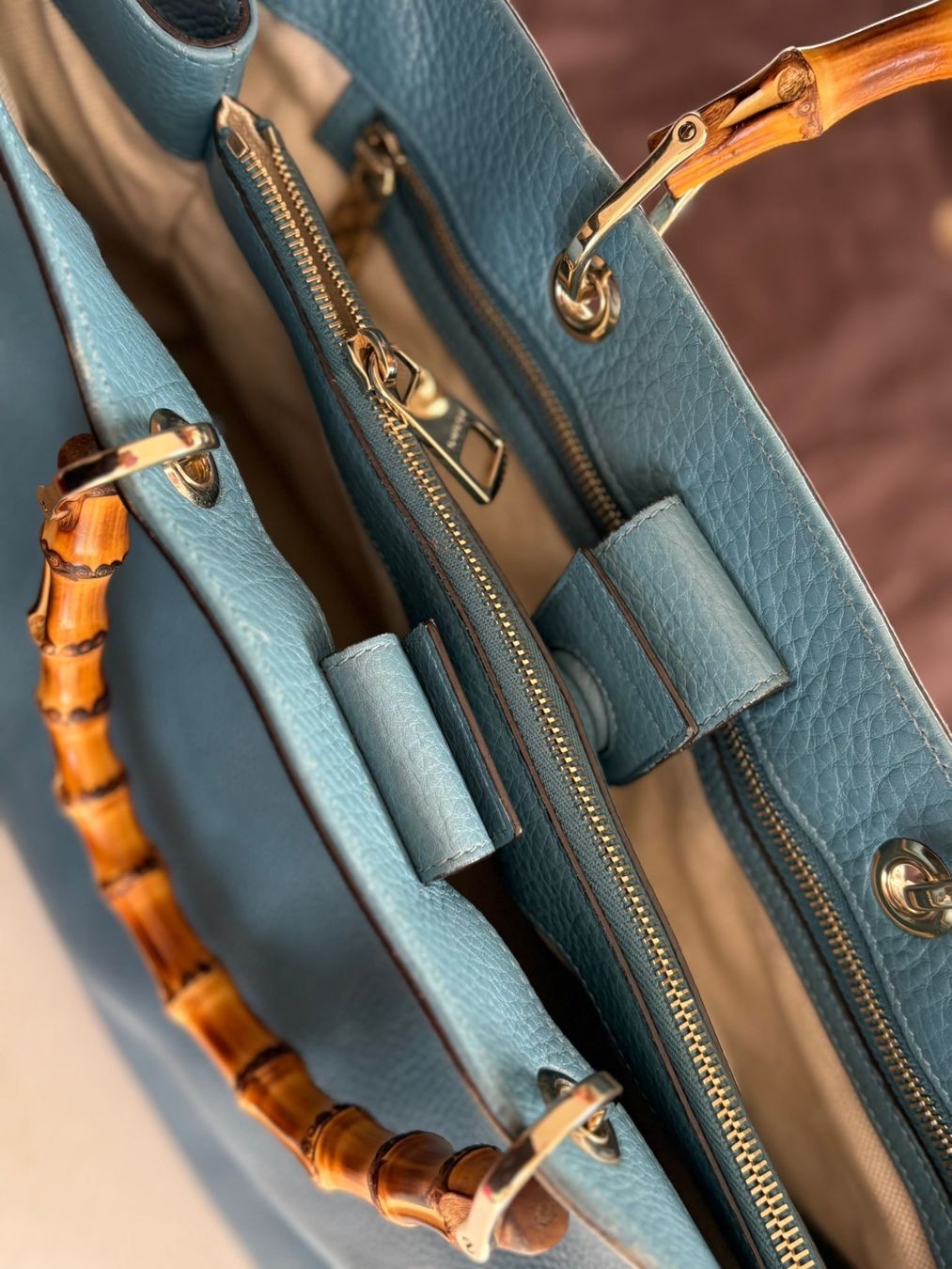 Gucci Borse da donna: Borsa Gucci in pelle blu – Usato da Rancate venduto da FiorAngela011 5