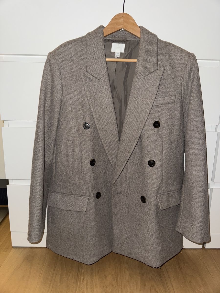 H&M Completi & Tailleur: Double-Breasted winter Blazer – Usato da Zürich venduto da VittoDS