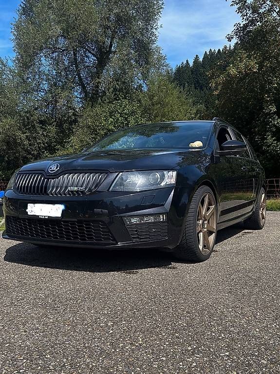 Autos: Skoda Octavia Rs 4x4 – Gebraucht aus Eggiwil von Remueggi