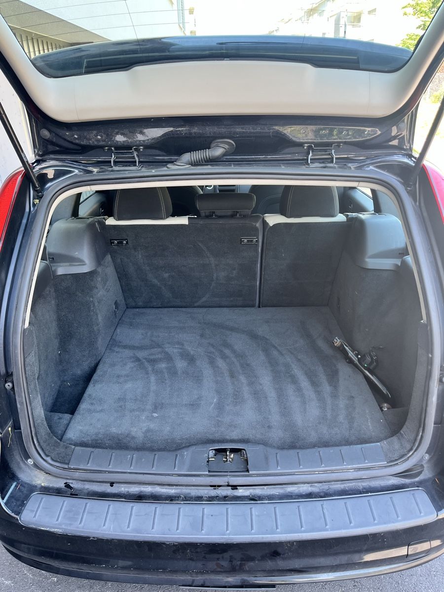 Volvo Automobili: Volvo V50 D2 R-Design – Usato da Thun venduto da soeep 7