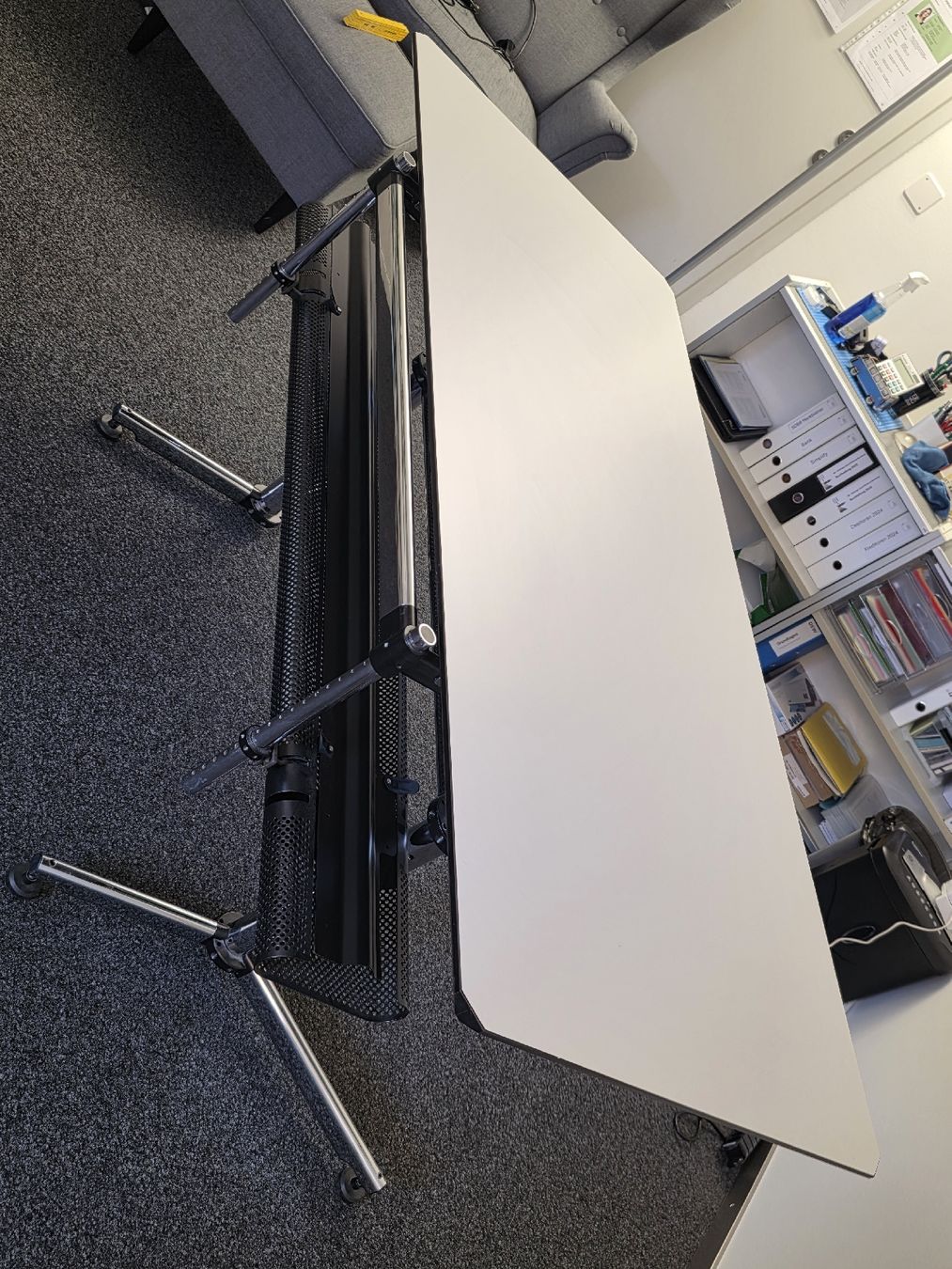Scrivanie: USM Haller Bürotisch – Usato da Neunkirch venduto da BoBo007 1