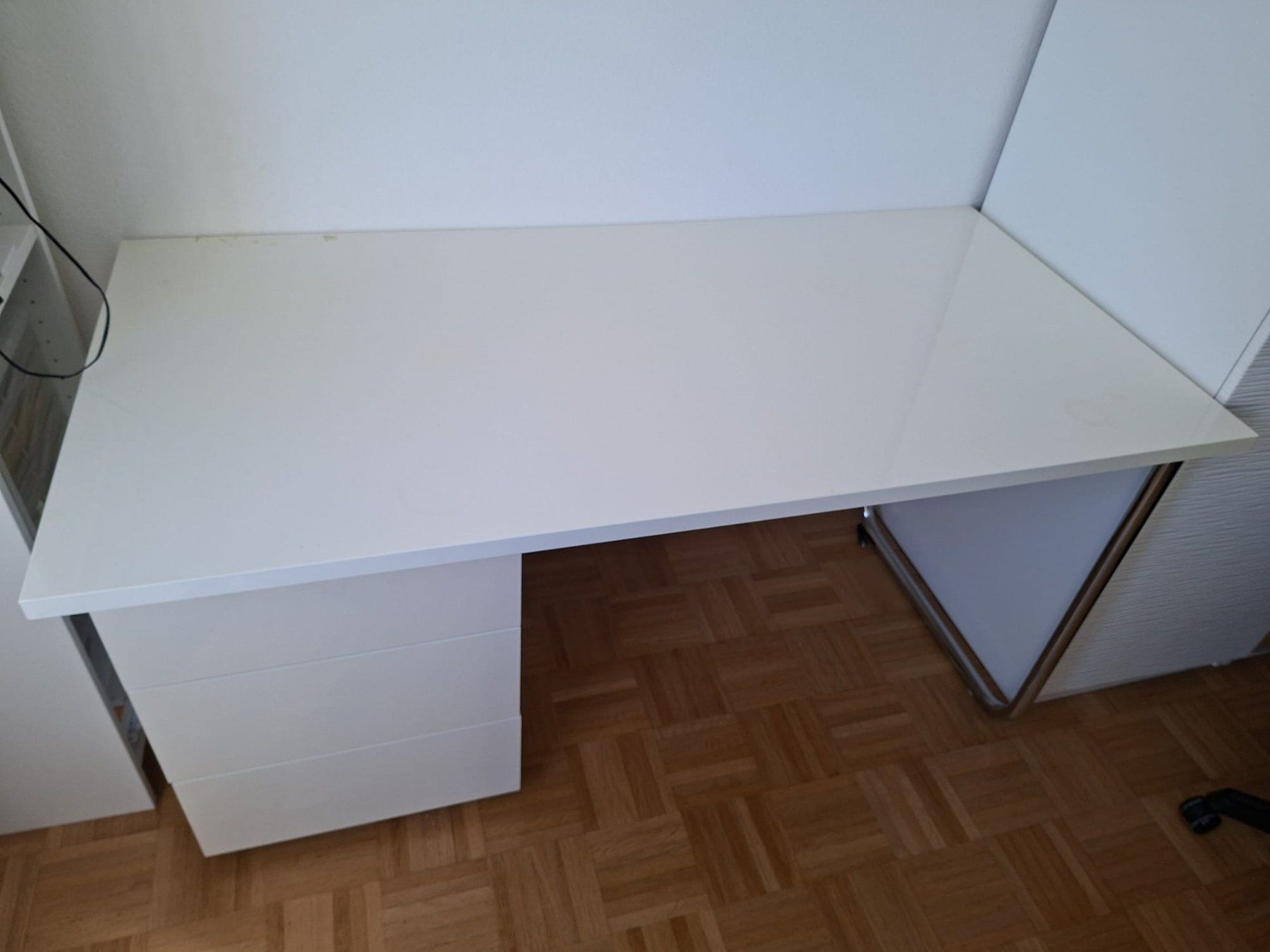 Scrivanie: Bürotisch 140cm x 70cm, höhe 73,5 cm – Usato da Schlieren venduto da remixx 1
