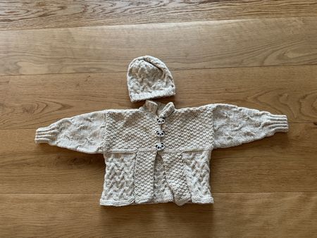 Strickjäckchen Mädchen Handmade ca. Grösse 68