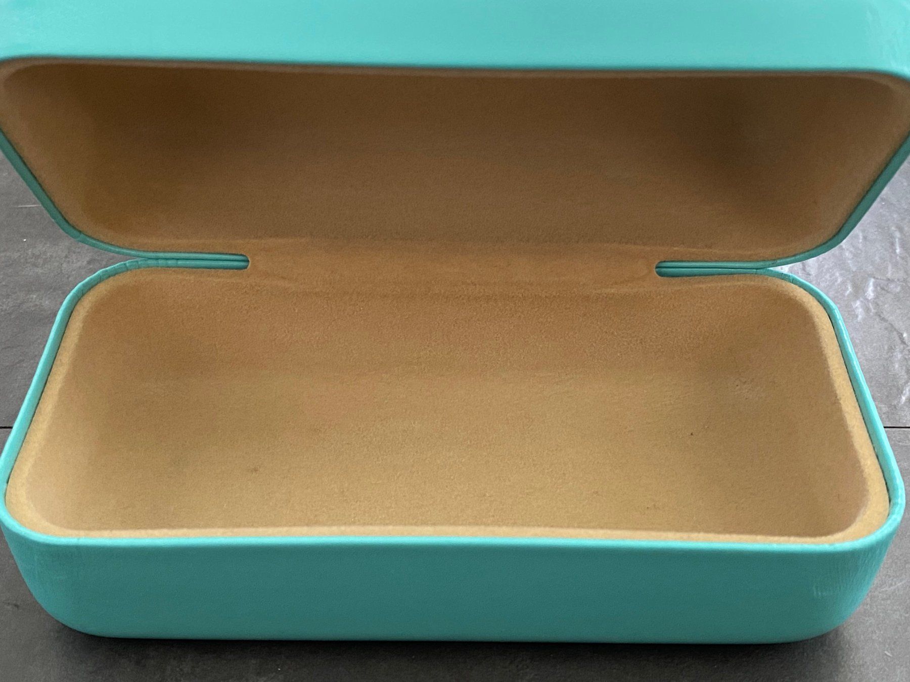 Altro in  Abbigliamento & Accessori: Brillenetui von Tiffany & Co. inkl. Karton – Usato da Aarau venduto da radilio01 4