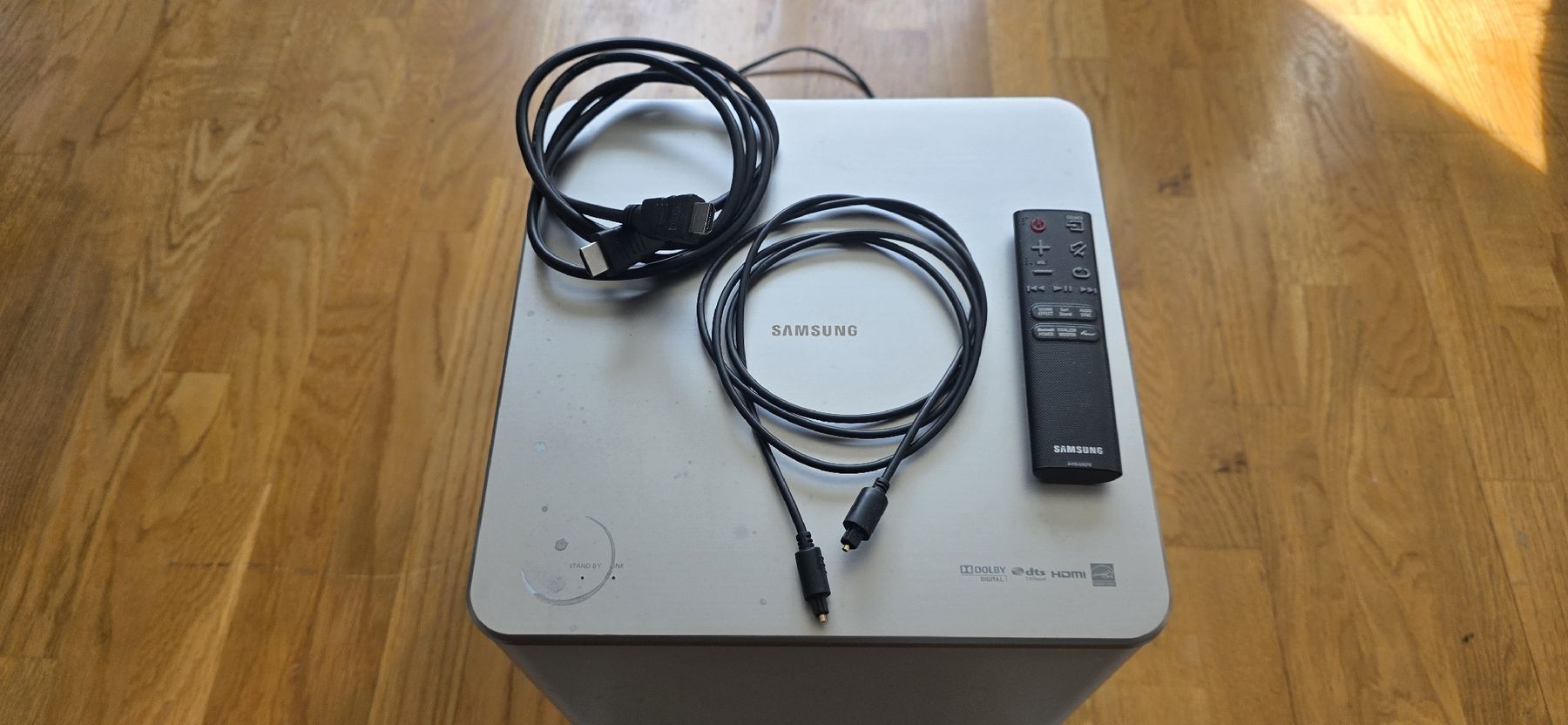 Samsung Casse acustiche: Barre de son Samsung avec caisson de basses – Usato da Etoy venduto da sjo_dv92 3