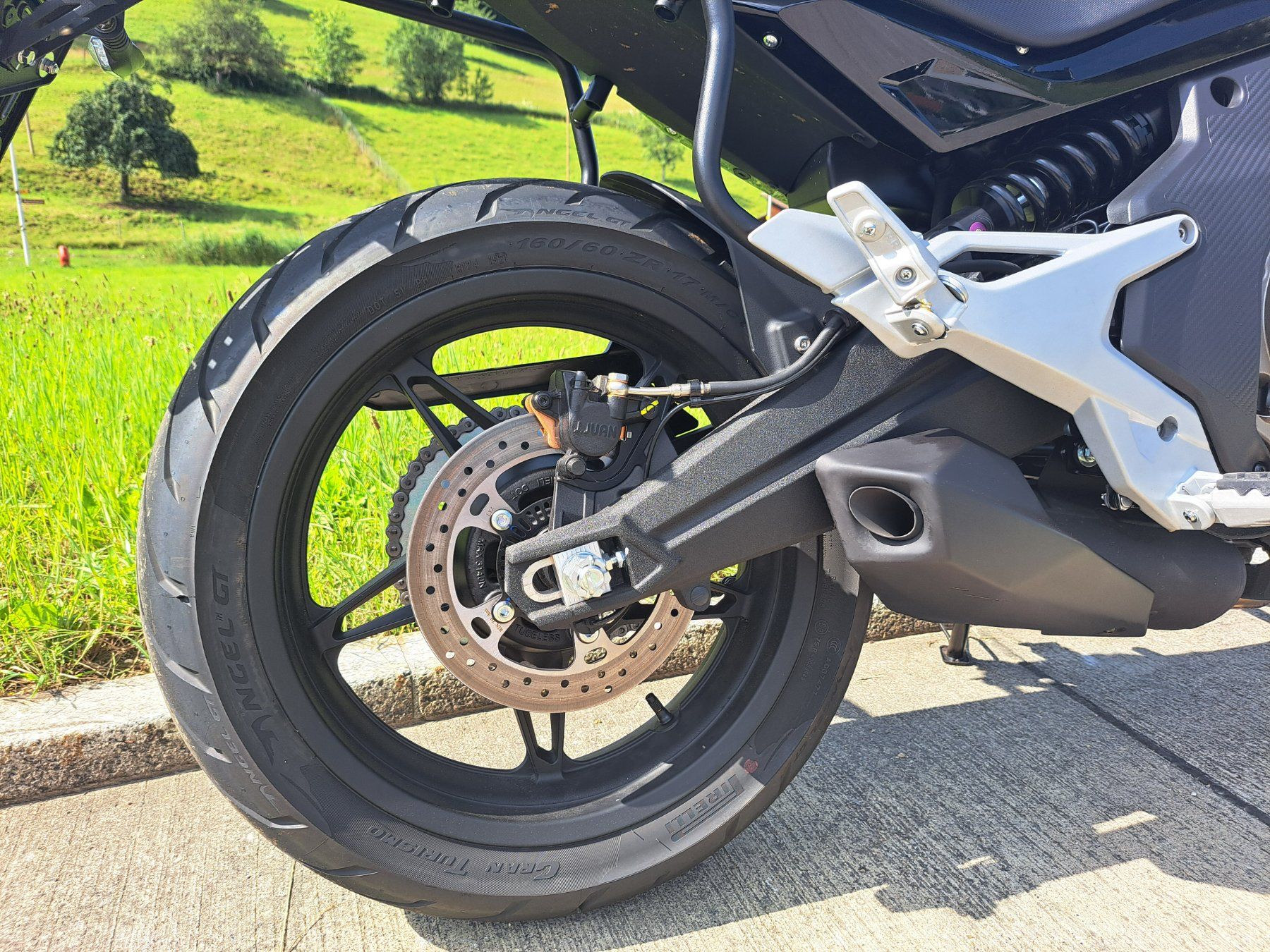 Cf Moto Strada: CF MOTO 650 MT – Nuovo (secondo la descrizione) da Seewen SO venduto da motoXpertag 6