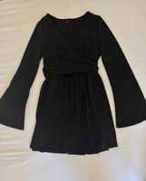 Robe courte noire manches longues taille M Shein