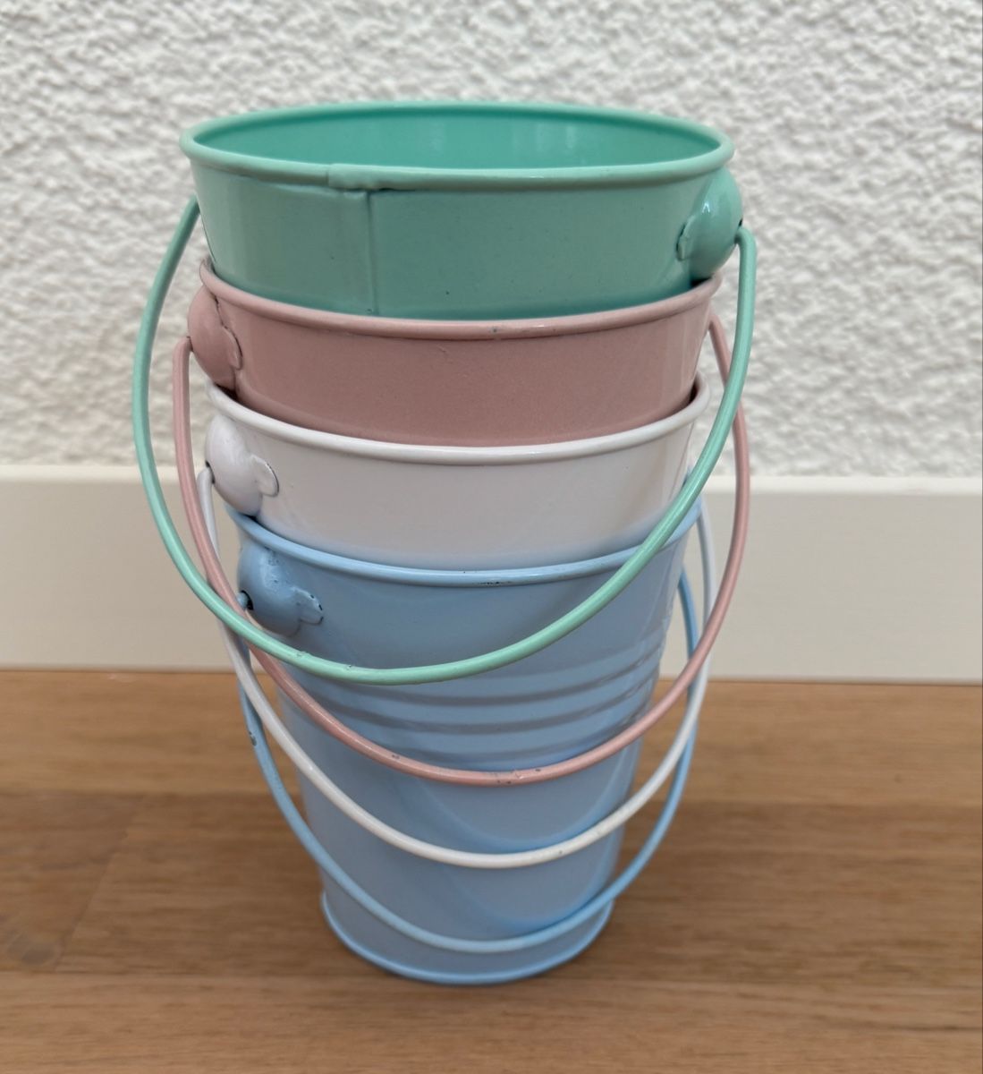 Tutte le decorazioni: 4er Set Mini-Eimer Pastellfarben für Deko oder Garten 🌸 – Nuovo (secondo la descrizione) da Windisch venduto da Anja13 1