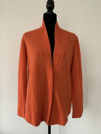 AKRIS punto: Edle orange Jacke aus Wolle/Kaschmir 38, NP 990