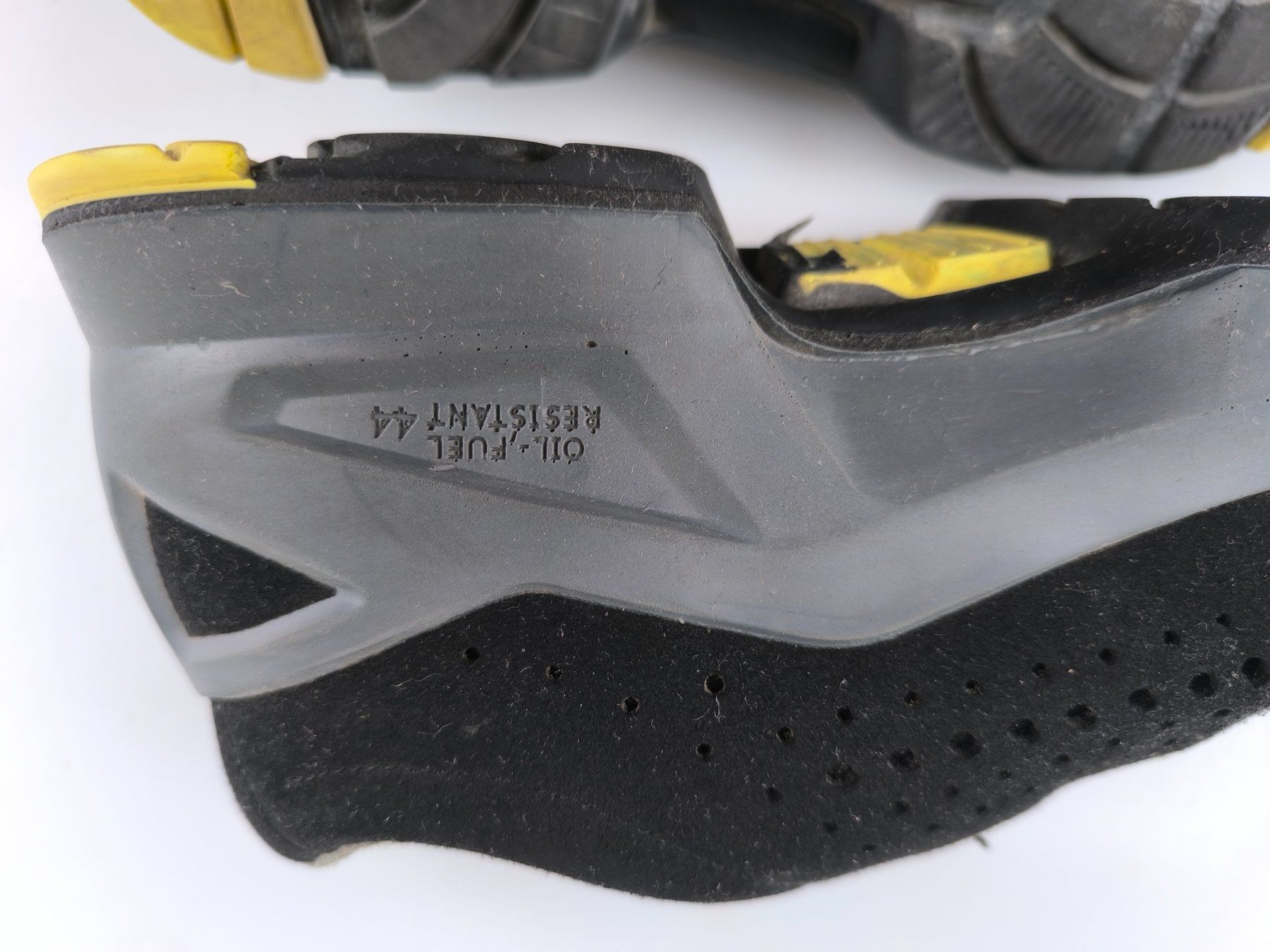 Uvex Herrenschuhe: Sicherheitshalbschuh S1 – Gebraucht aus Rüti ZH von Restwert_Rueti_ZH 6