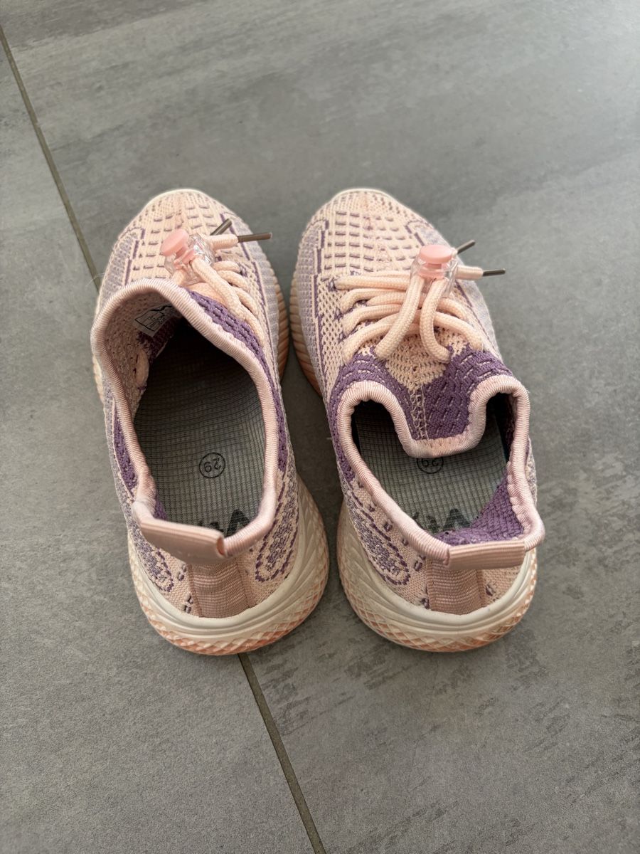 Schuhe für Mädchen: Baskets rose/violet taille 29  – Neu (gemäss Beschreibung) aus Sion von Nelsonkatz 1