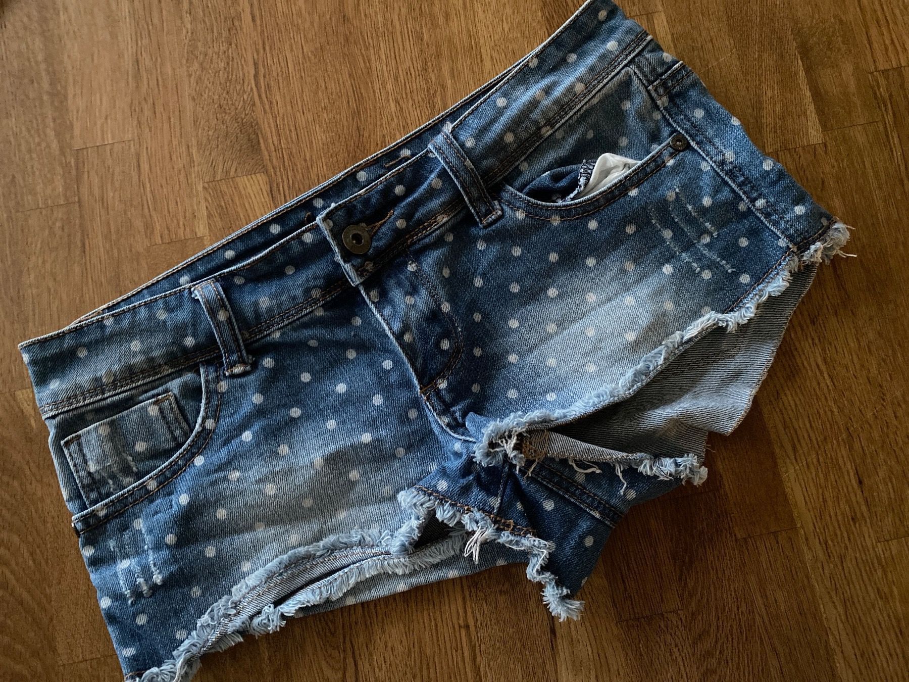 Pantaloni: Coole Shorts, Shorts, 36 – Usato da Krauchthal venduto da Kiddy32