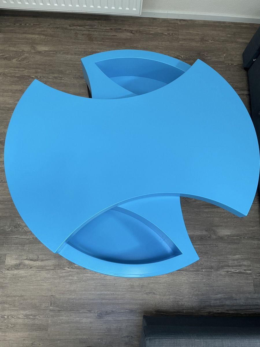 Tavoli: Couchtisch blau, Platte drehbar – Usato da Tägerig venduto da Maike4180 2