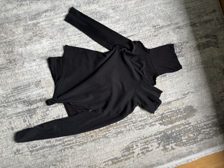 2 klassische H&M Rollkragen-Langarmshirts – Schwarz, Gr. S