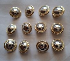 12 Stück goldfarbene Knöpfe, 20 mm.