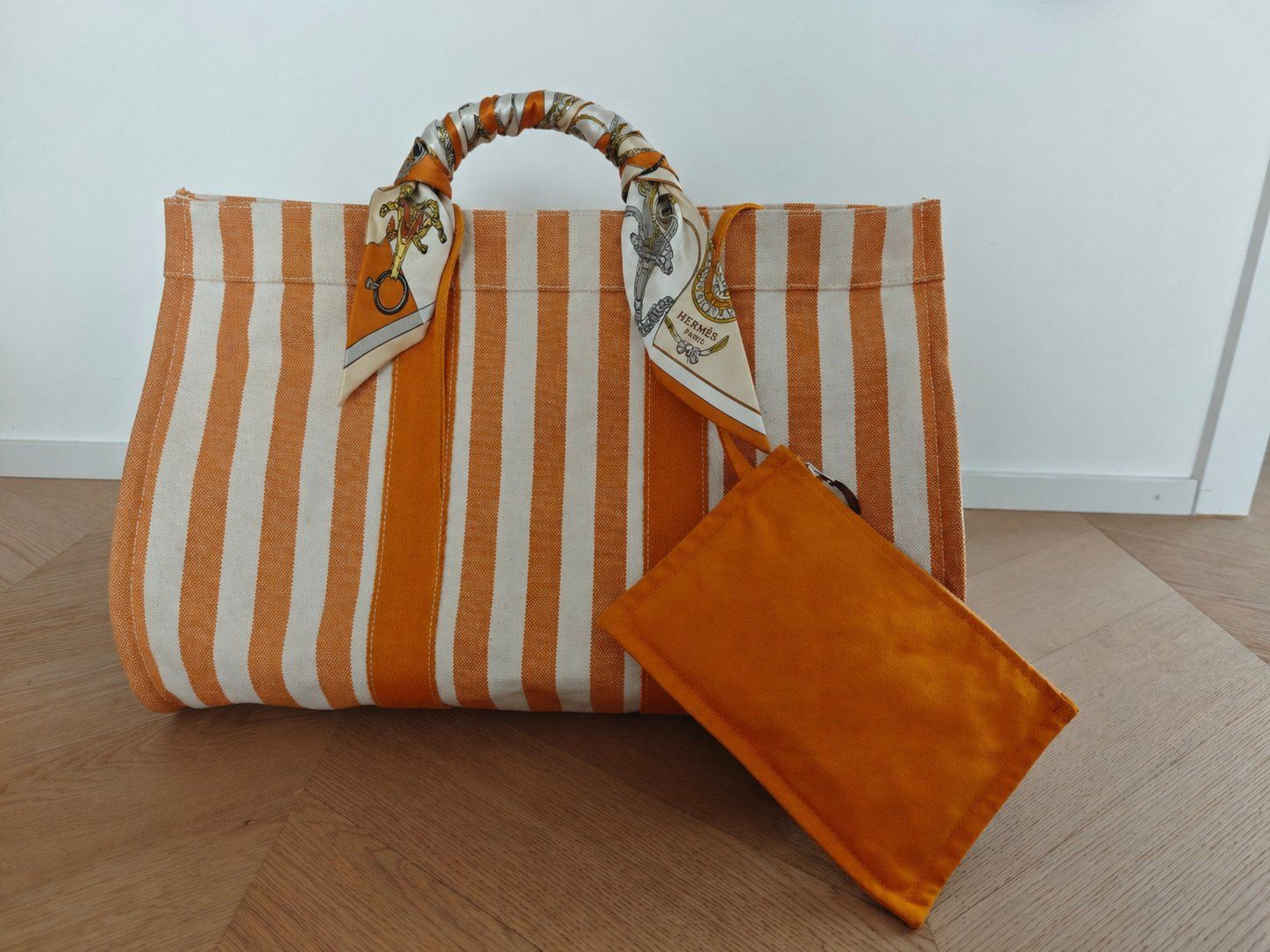 Hermès Taschen für Damen: HERMÈS Cannes Tote Bag Canvas Strandtasche – Gebraucht aus Erlenbach ZH von nlh 9