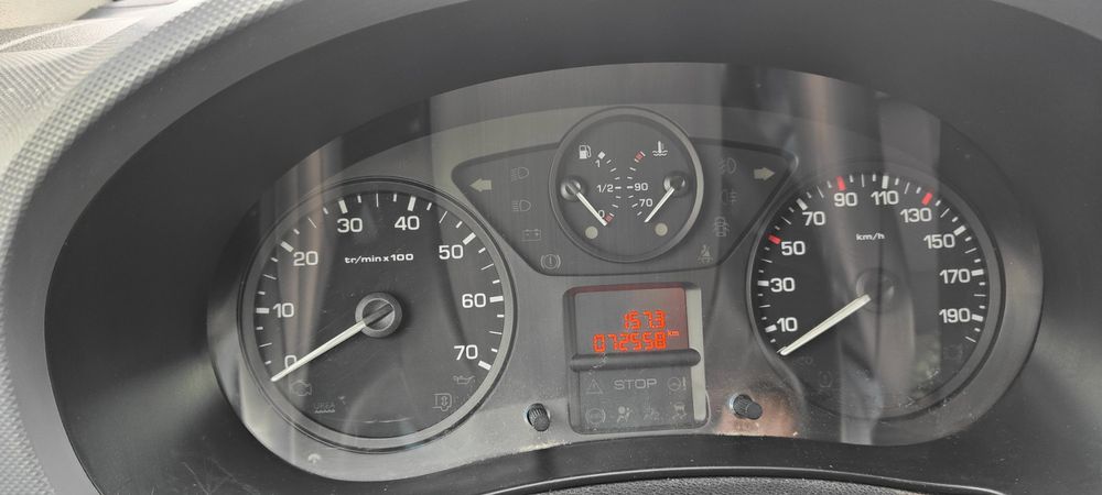 SCHÖNER MONTEUR LIEFERWAGEN CITROEN BERLINGO MIT WENIG KM. 7