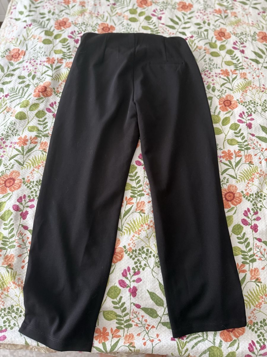 Mango Pantaloni: MNG Hose schwarz Grösse M – Usato da Winterthur venduto da ebos1 2