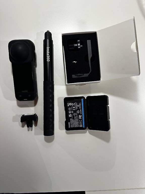 Action Cam: Insta360 X5 Starter Bundle | Garantie bis 08/2027 – D'occasion à Wald AR par WLZ_sports.