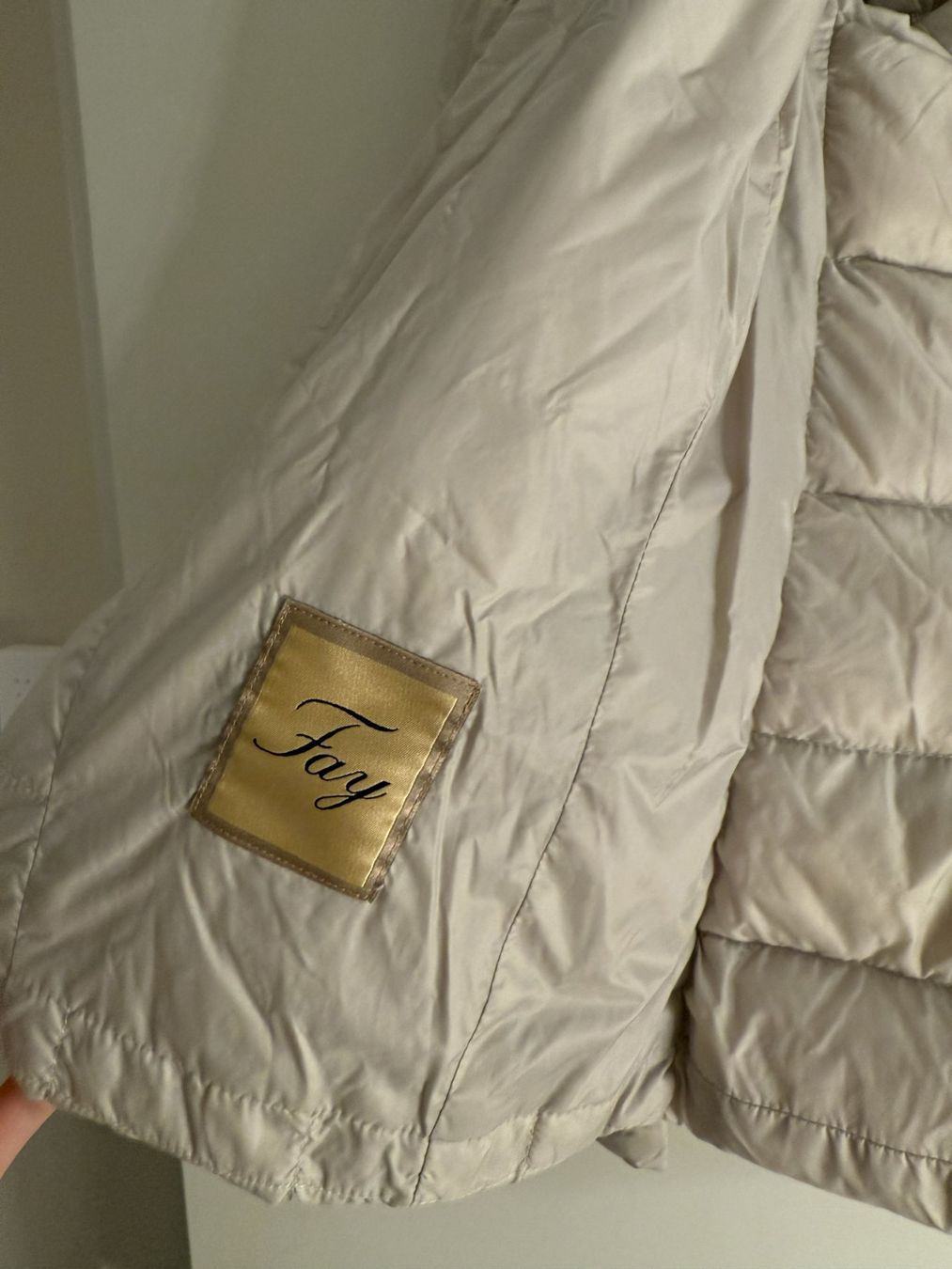 Fay Jacken: Fay Damen Steppjacke beige/taupe Gr. S – Gebraucht aus Zürich von SEDRAEN 4