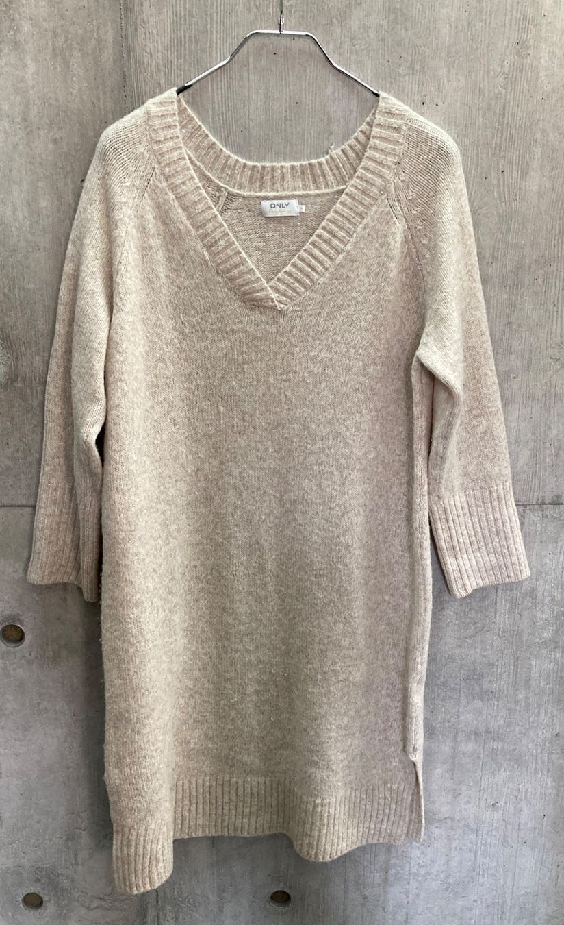 Only Vestiti: Robe ONLY beige d'hiver, taille M – Usato da Vionnaz venduto da nadinus73