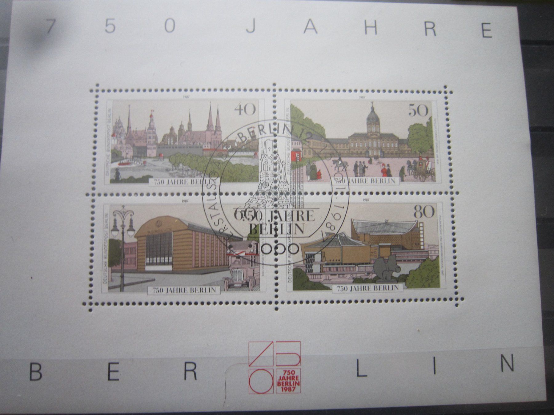Tous les timbres: B1 Schöner Block 1987 Stempel Berlin – D'occasion à Giubiasco par sal_9j6w 1