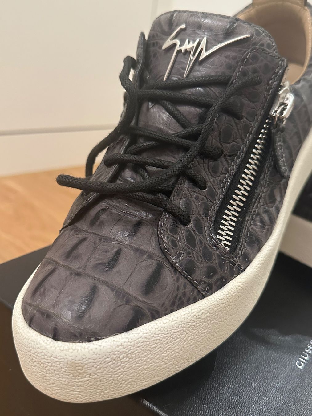 Zanotti Scarpe da uomo: Sneaker Giuseppe Zanotti 39,5 unisex – Usato da Zürich venduto da von_7vbl 3