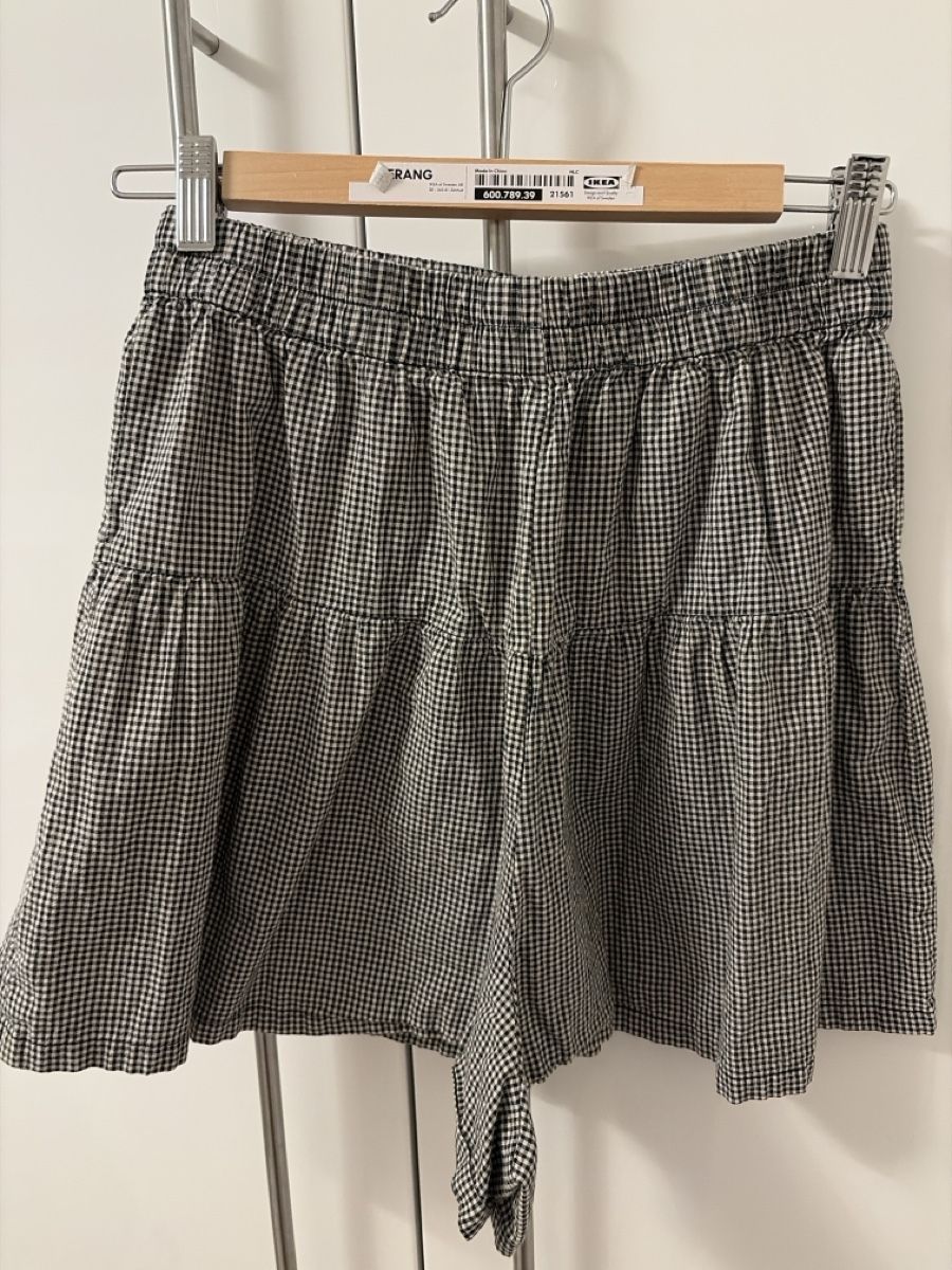 Zara Pantalons: Tiered Shorts Black/White Checkered Size M – D'occasion à Zürich par cme_ft9l 3