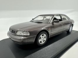 Audi A8 1:43, inkl. Acrylbox, wie Neu, MINICHAMPS