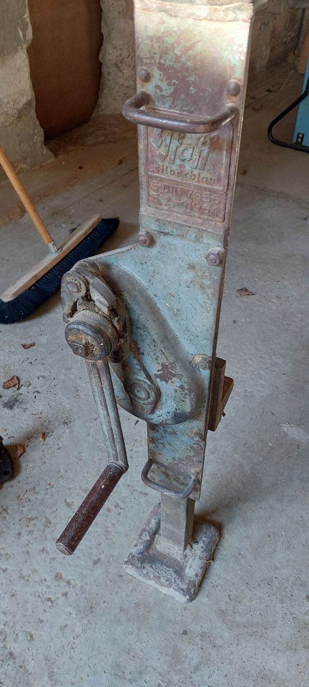 Tous les outils: Stockwinde 5 to – D'occasion à Seewen SZ par Muhans 5