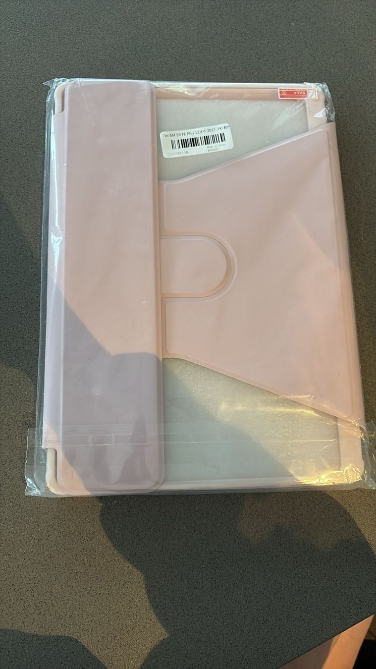 Samsung Covers & Borse: Samsung Pad Cover – Nuovo e nell'imballaggio originale da Bonaduz venduto da cfm_5s5j