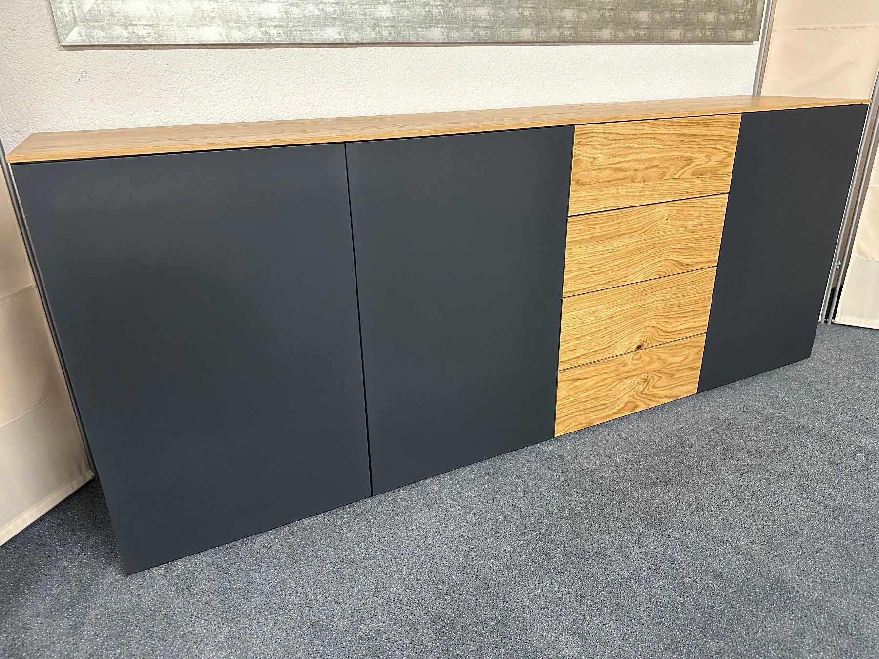 Kommoden: Sideboard GARDA Lack anthrazit matt Wildeiche 200 x 79 cm – Neu (gemäss Beschreibung) aus Unterentfelden von moebelrufli